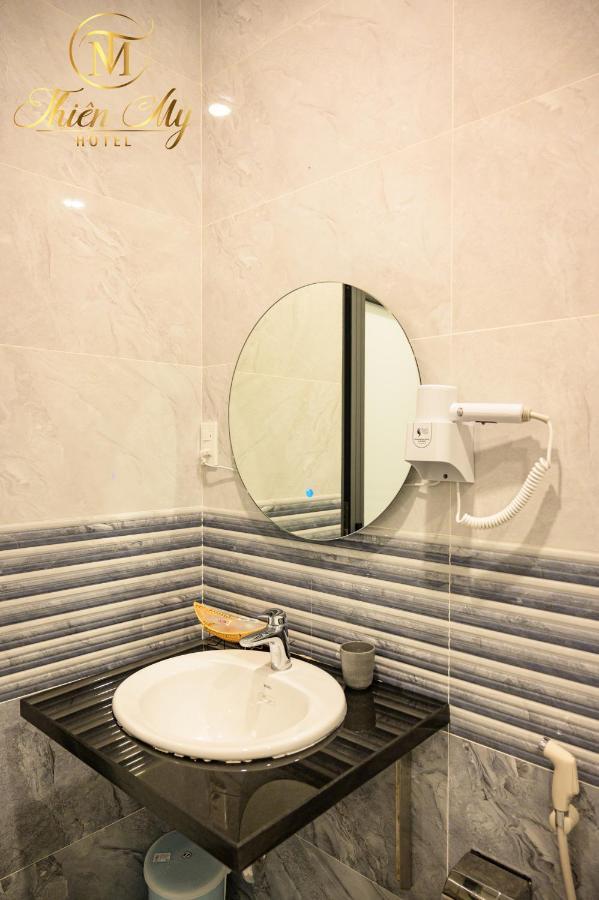 Khach San Thien My Hotel Rach Gia Bagian luar foto