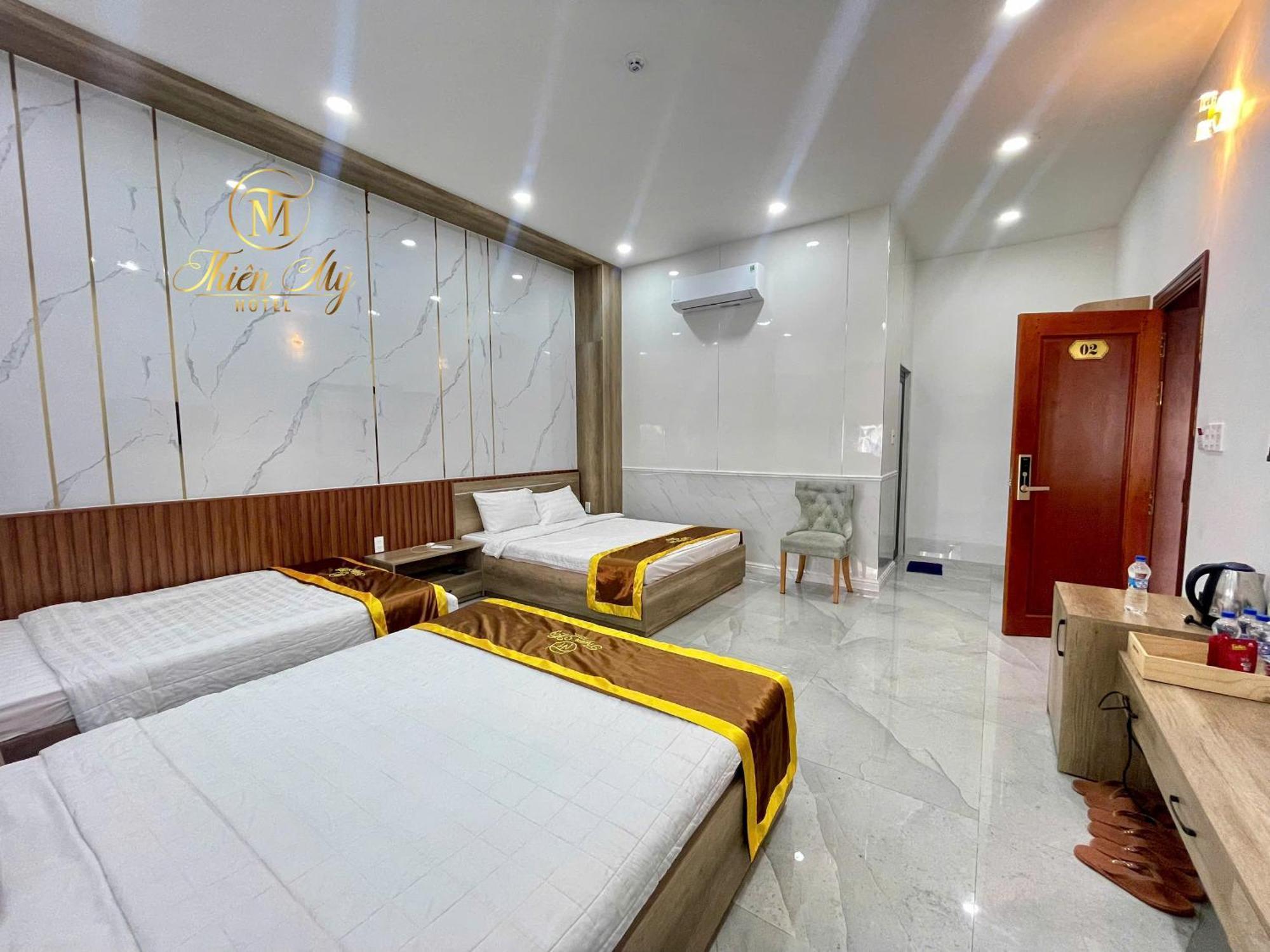 Khach San Thien My Hotel Rach Gia Bagian luar foto