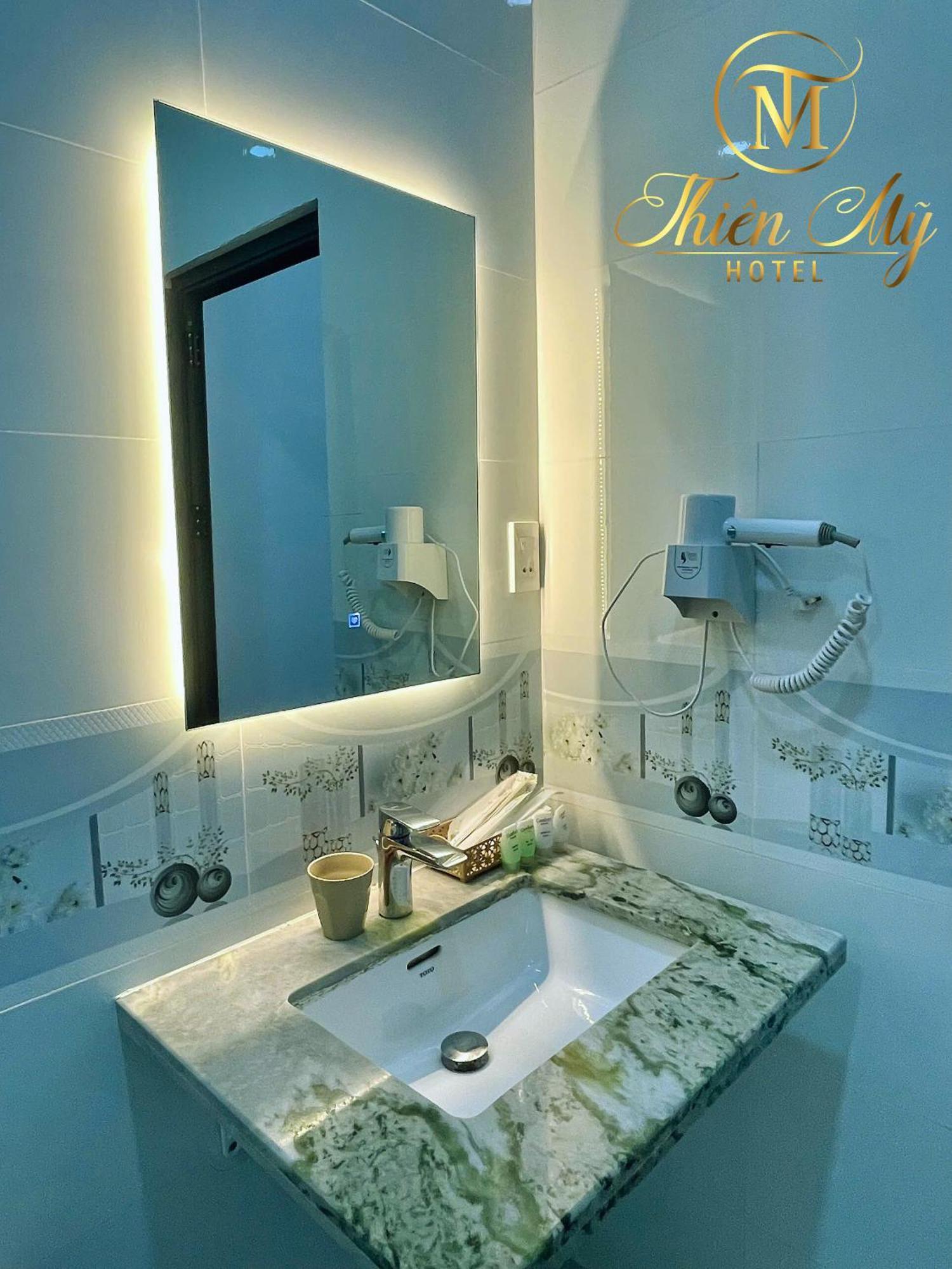 Khach San Thien My Hotel Rach Gia Bagian luar foto